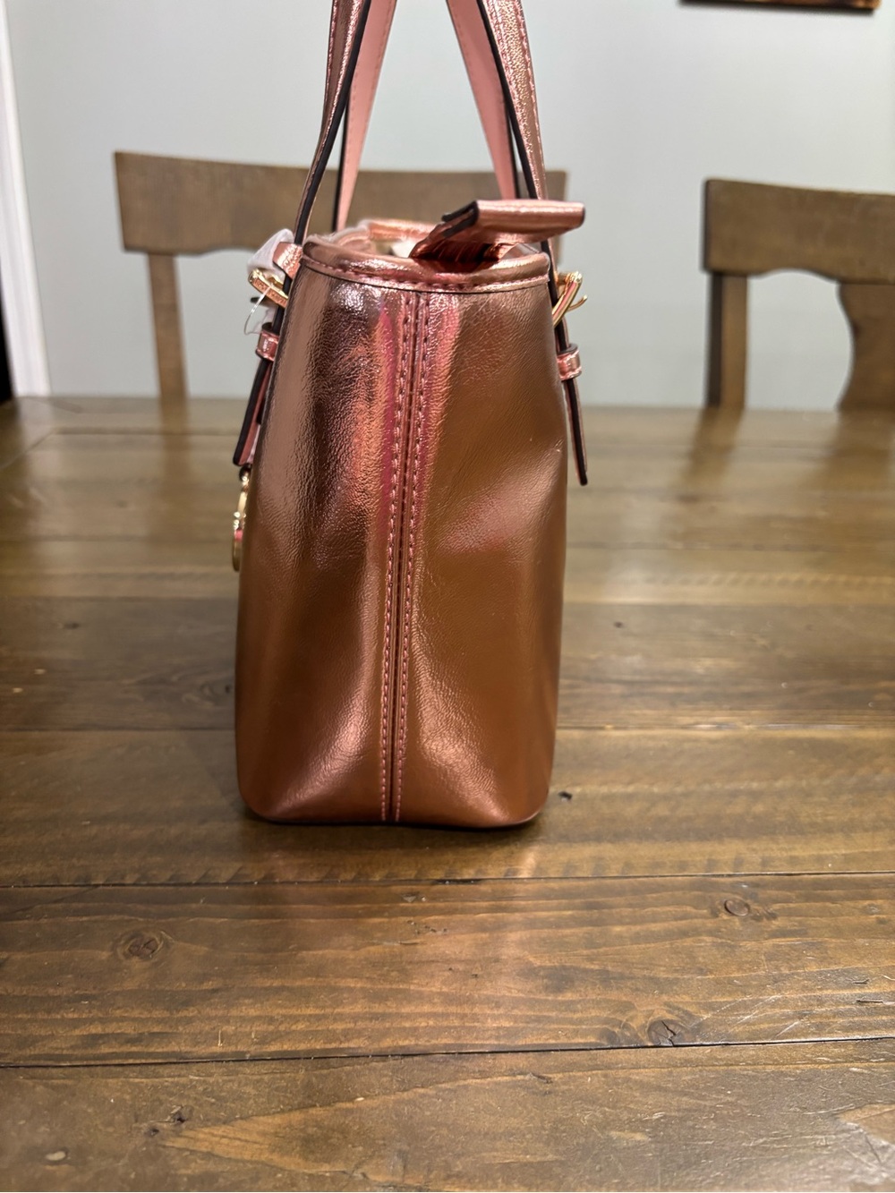 Michael Kors Jet Set Travel Extra-Small Rose Gold Metallic Zip-Top Tote - Picture 4 of 10
